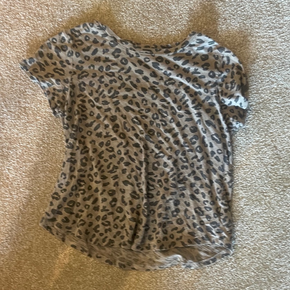 olive green leopard t shirt
